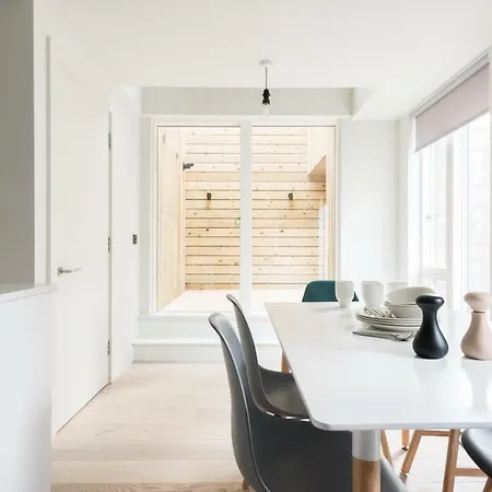 Apartamento The Roof Gardens - Modern 3bdr Next To Sport Fields *