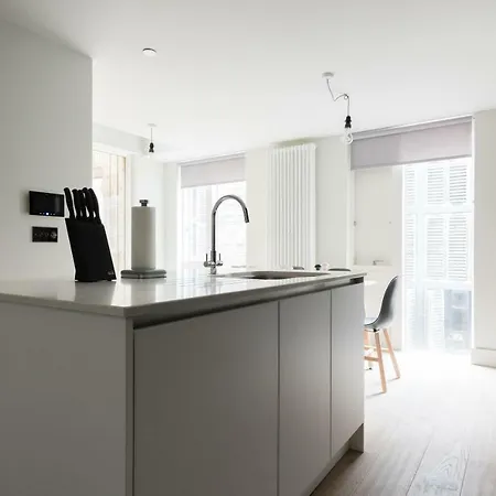 Apartament The Roof Gardens - Modern 3bdr Next To Sport Fields